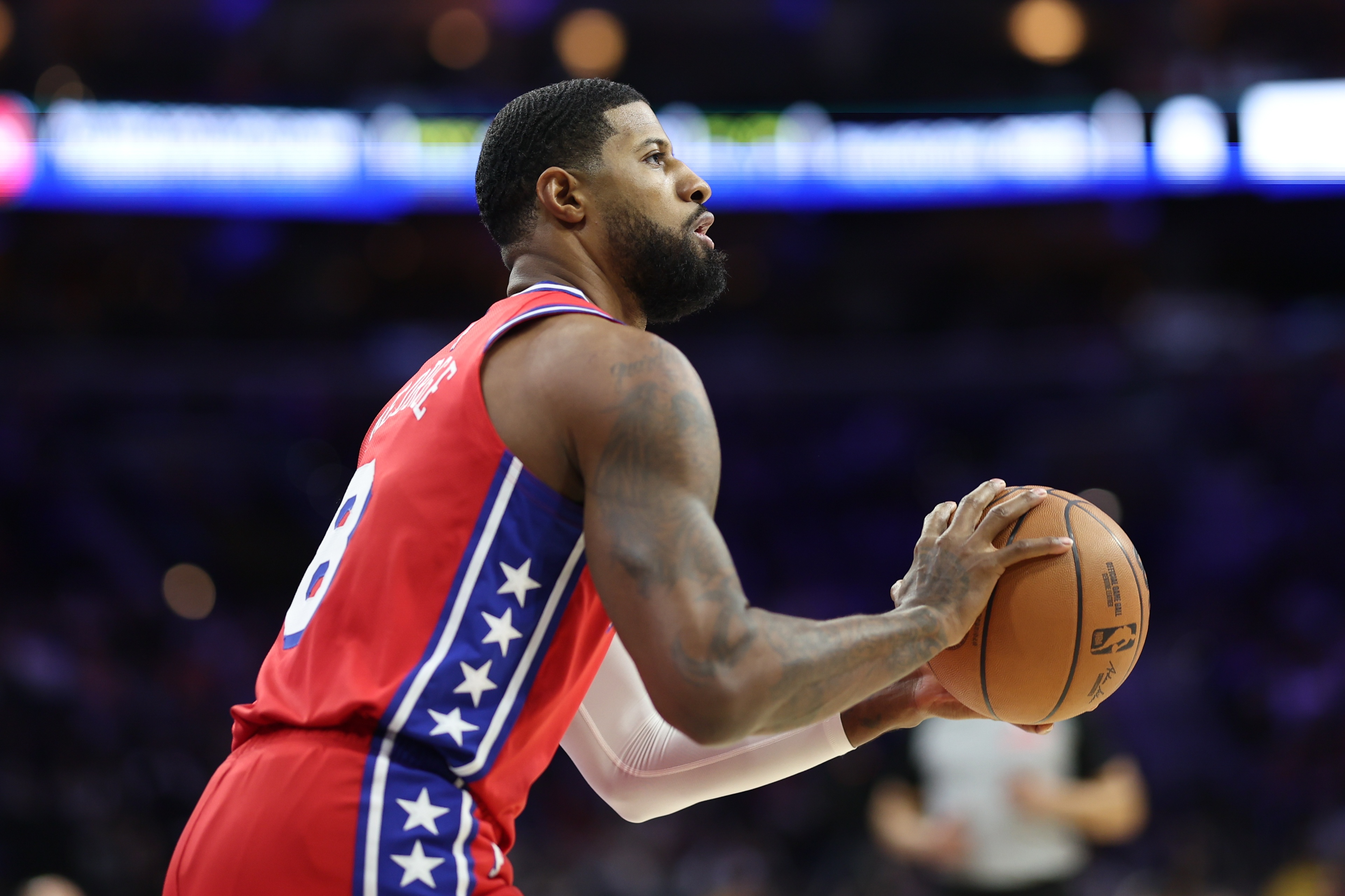 乔治第30次单场同时4+三分4+抢断 历史第三多 仅次于哈登和库里