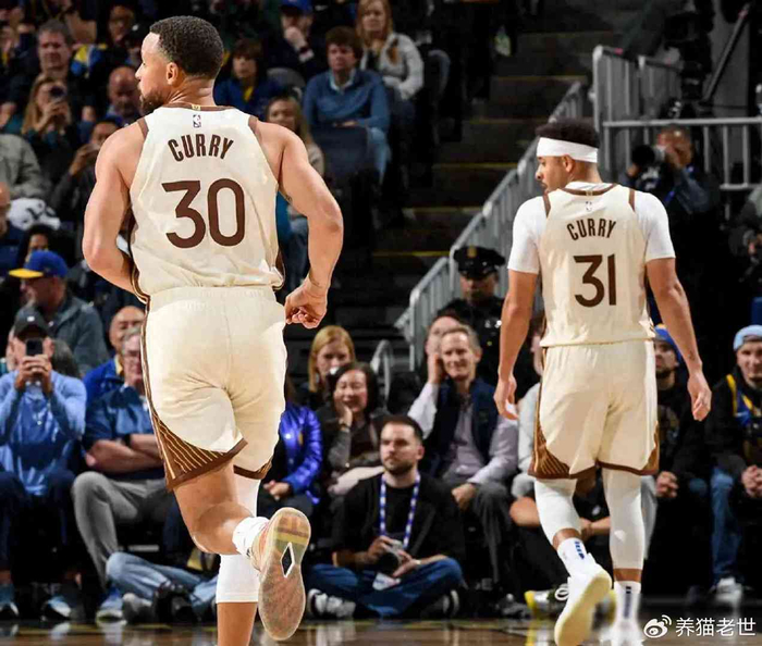 华体会-勇士替补打满全场，一群“临时工”硬把球队拽回附加塞边缘|金州勇士队|nba|球员|比赛|阵容_新浪体育_新浪新闻